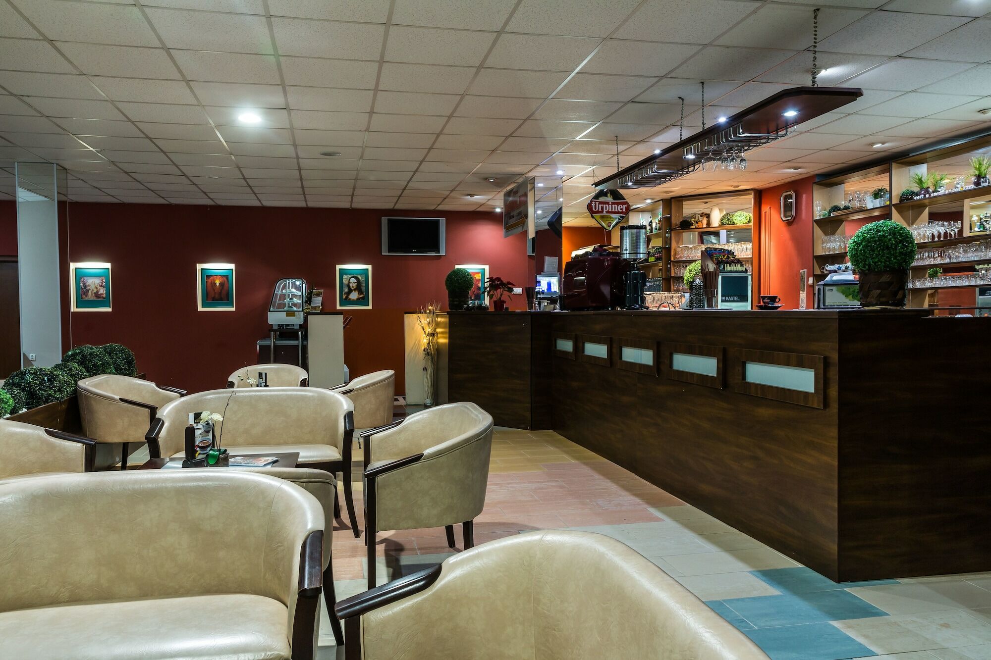 Hotel Dixon So Vstupom Do Bazena A Virivky Zdarma - Free Entrance To Pool And Jacuzzi Included Μπάνσκα Μπίστριτσα Εξωτερικό φωτογραφία