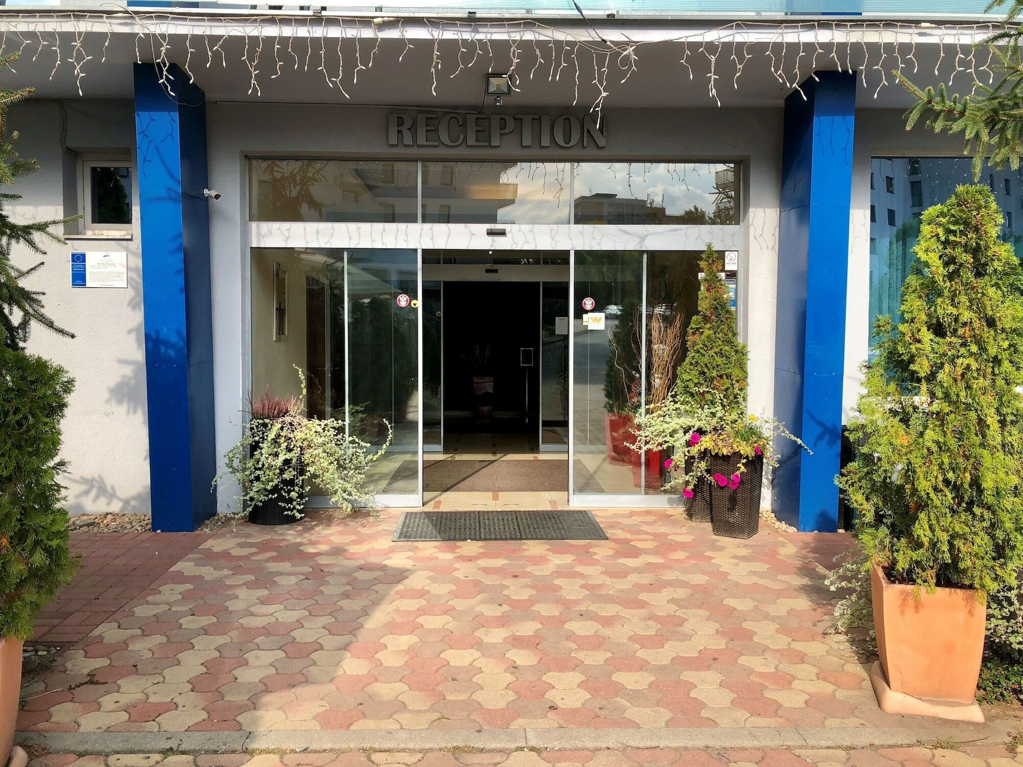 Hotel Dixon So Vstupom Do Bazena A Virivky Zdarma - Free Entrance To Pool And Jacuzzi Included Μπάνσκα Μπίστριτσα Εξωτερικό φωτογραφία